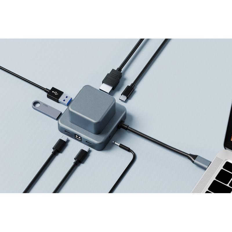 Image of Xoopar CUBBI 7-in-1 USB C Hub